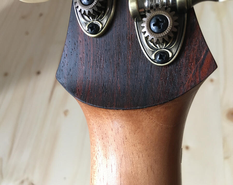Cavaco headstock joint 2022